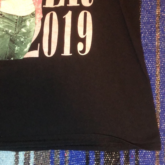 Thomas Rhett 2019 Very Hot Summer Tour Tee Shirt - Picture 5 of 10